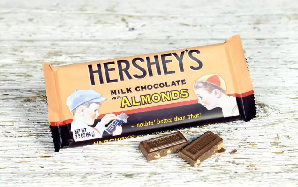 Hershey Milk Chocolate Bar with Almonds